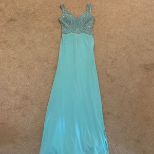 2 prom dresses! Can be bought separately.